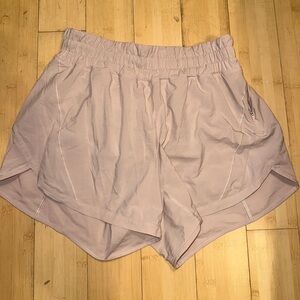 Lululemon size 8 light pink track that short 5” inseam